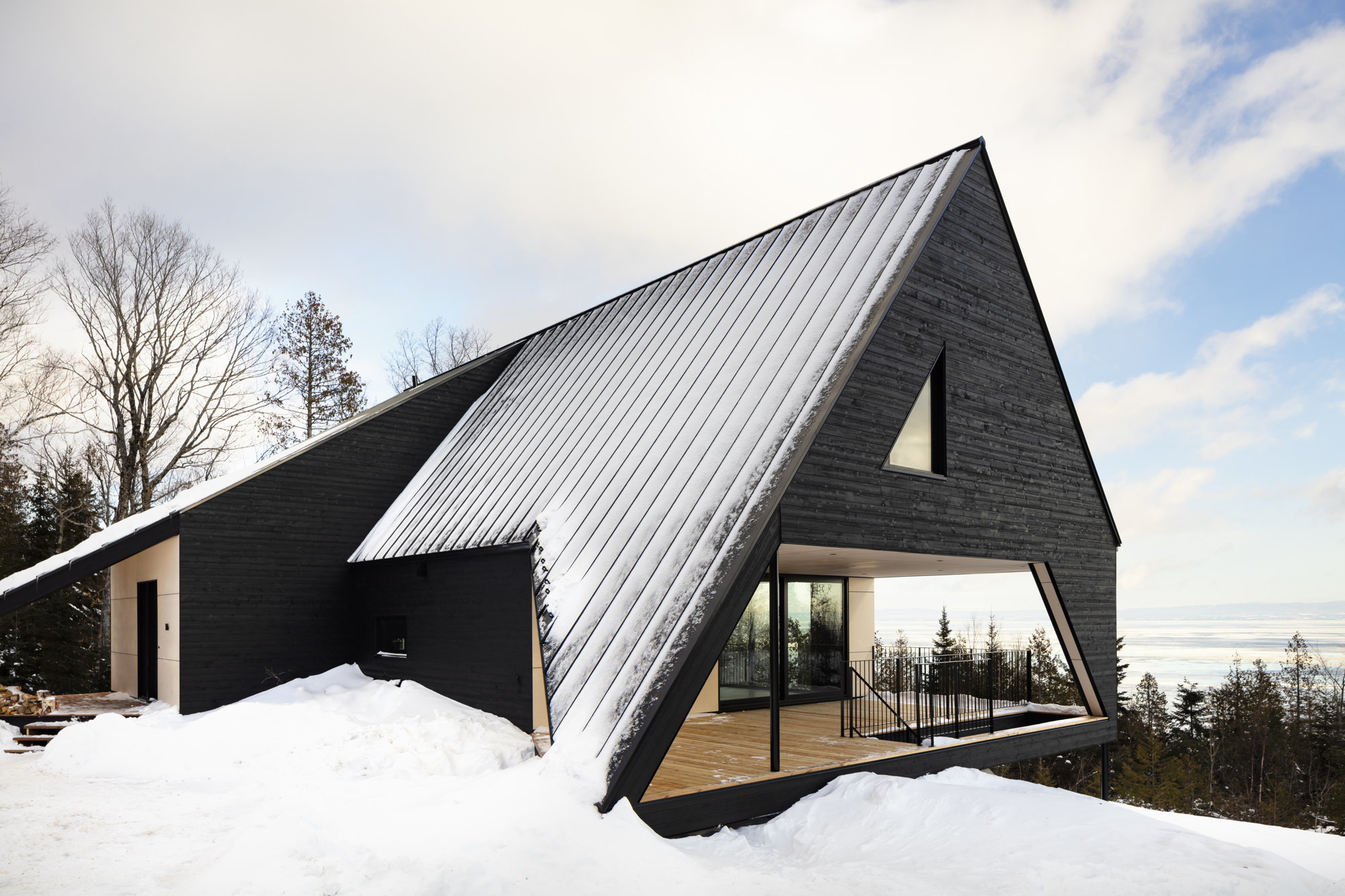 Ferienhaus in Québec von Bourgeois Lechasseur architects 