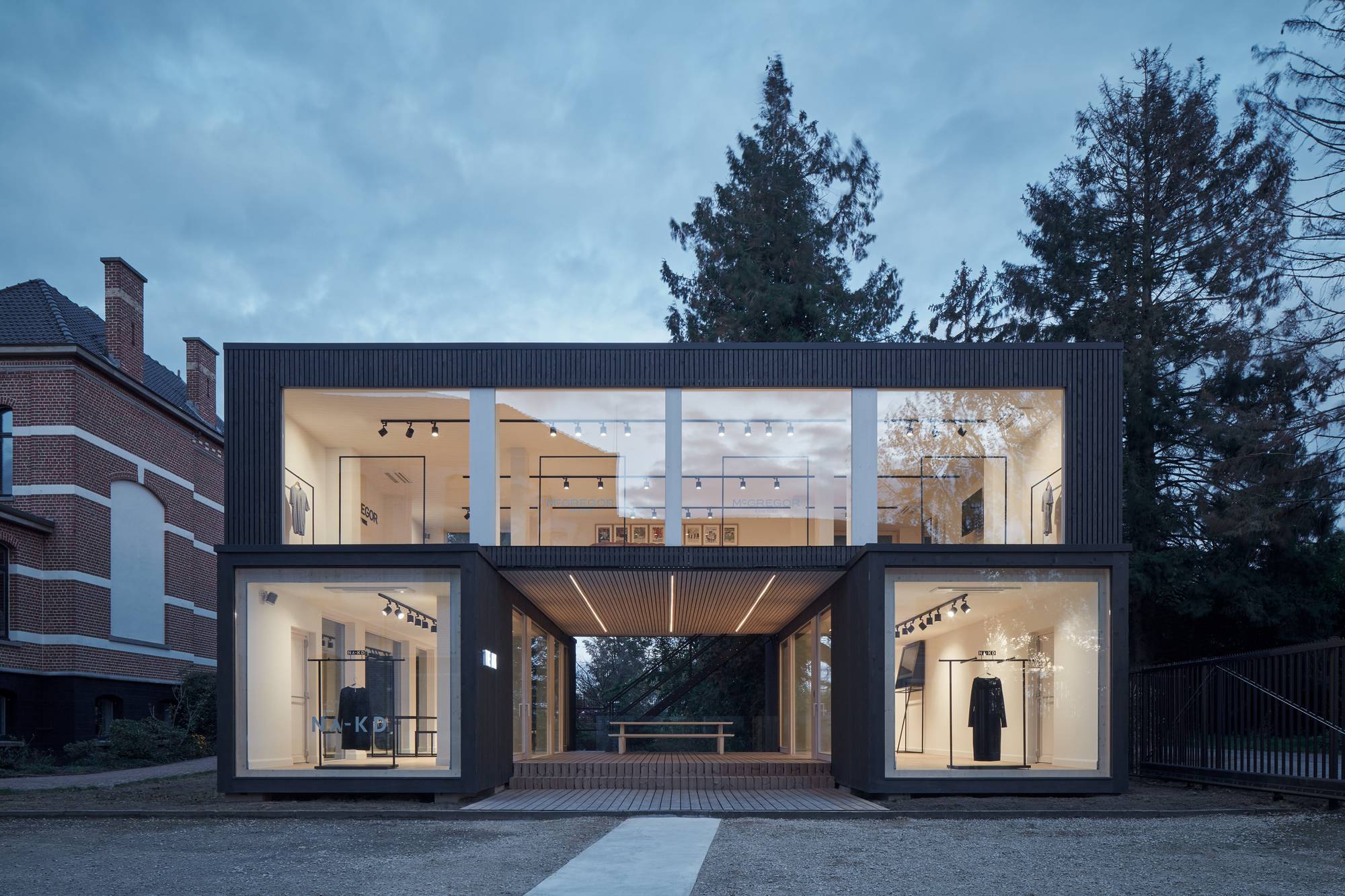 Showroom in Flandern von Ark-Shelter 