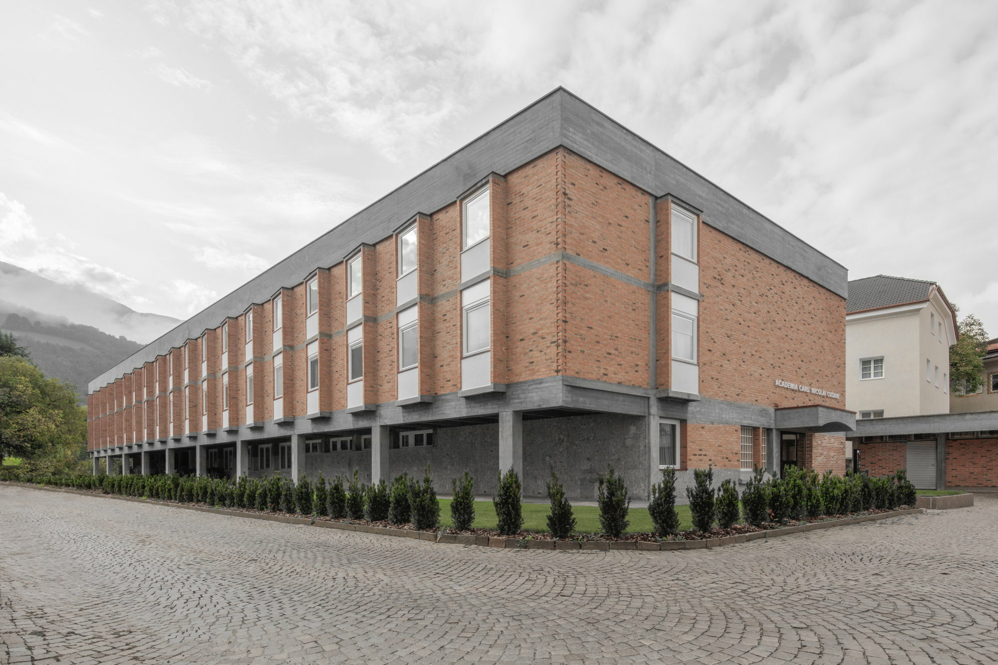 Sanierung und Erweiterung der Bildungsakademie in Brixen von MoDus
