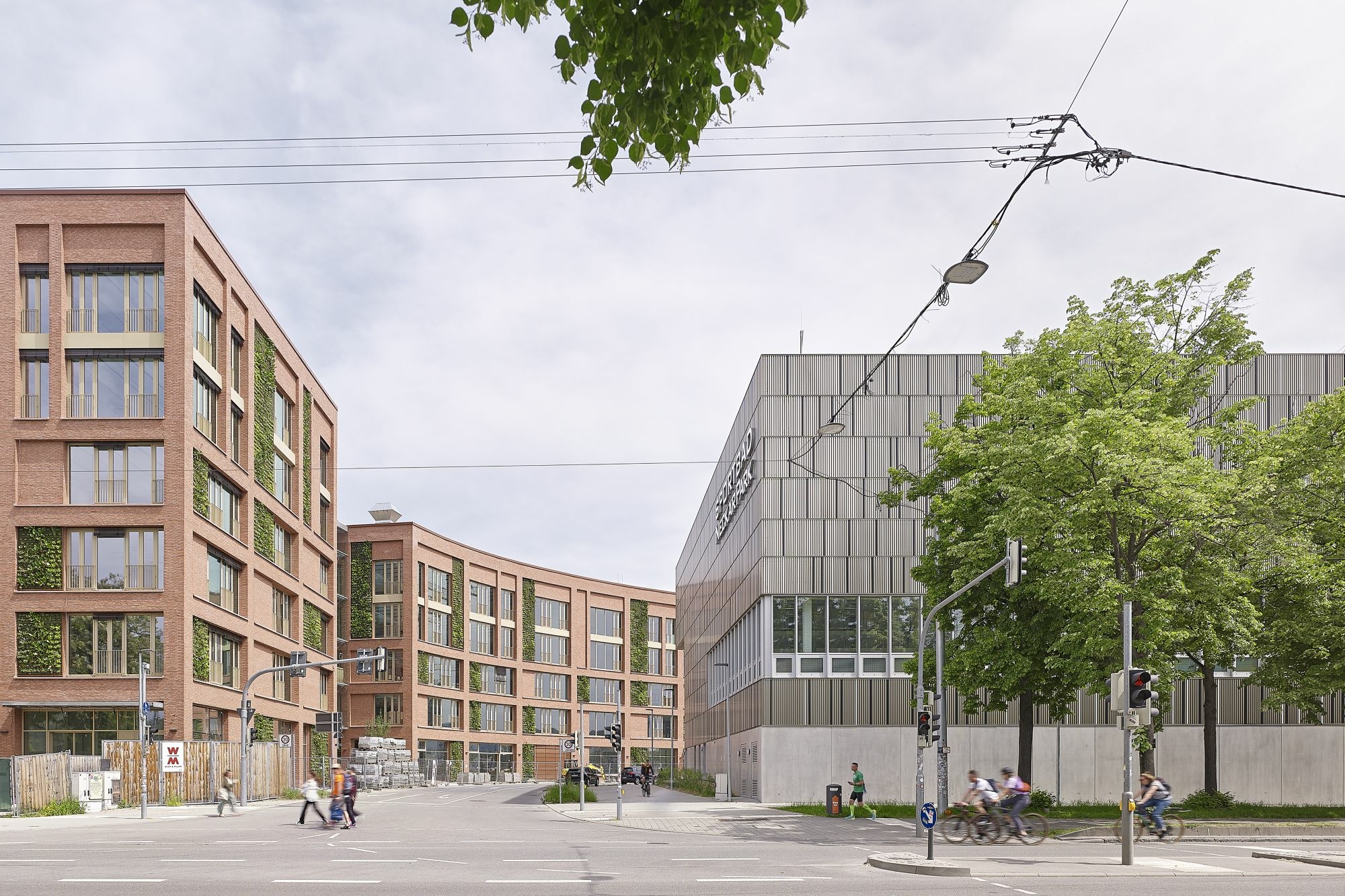 Sportbad in Stuttgart von Lehmann Architekten und AHM Architekten 