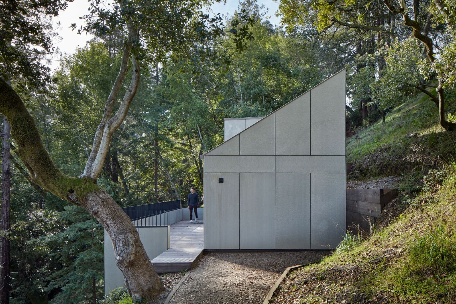 Gästehaus bei San Francisco von Mork-Ulnes Architects