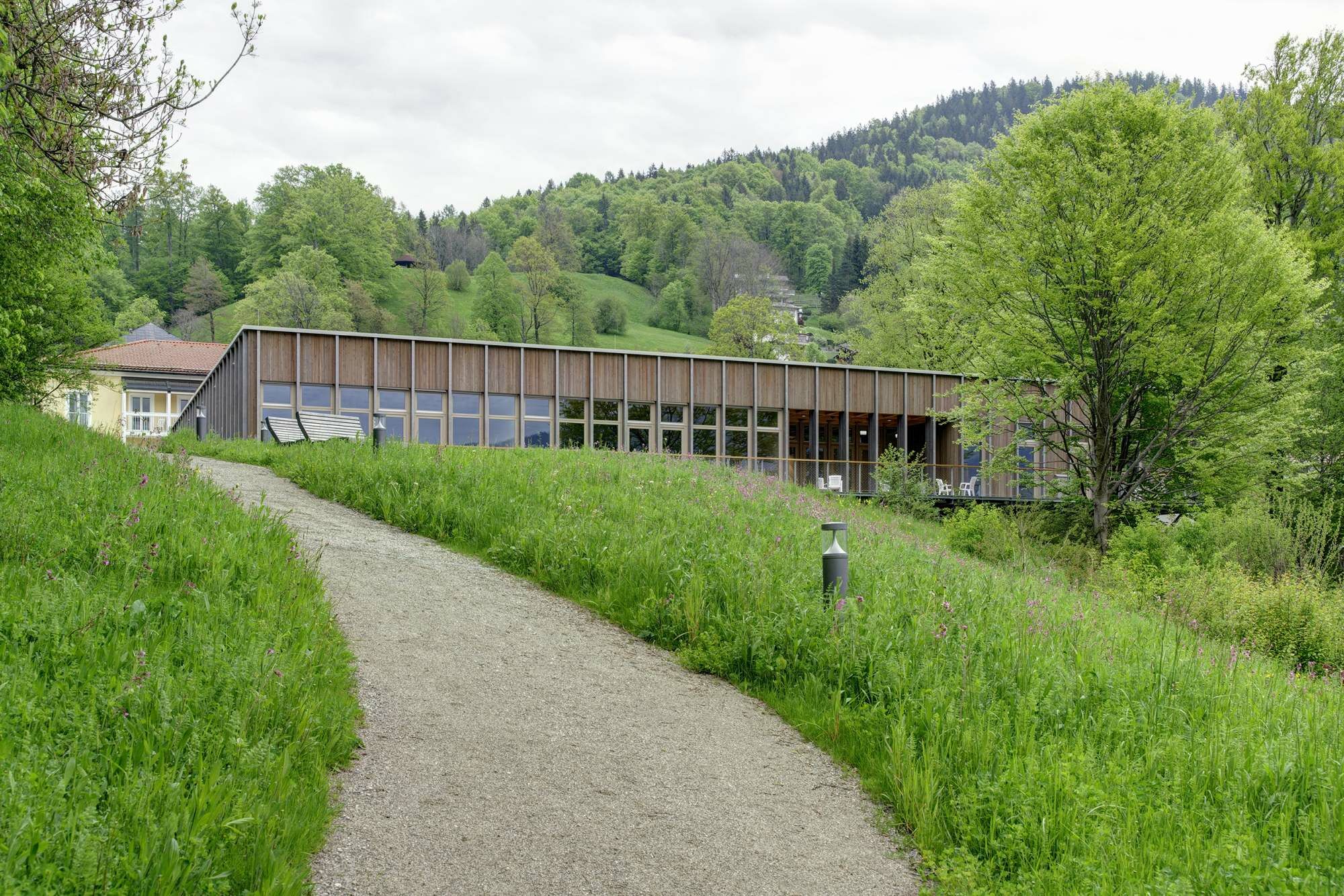 Therapiehalle von LUDES Architekten Ingenieure 