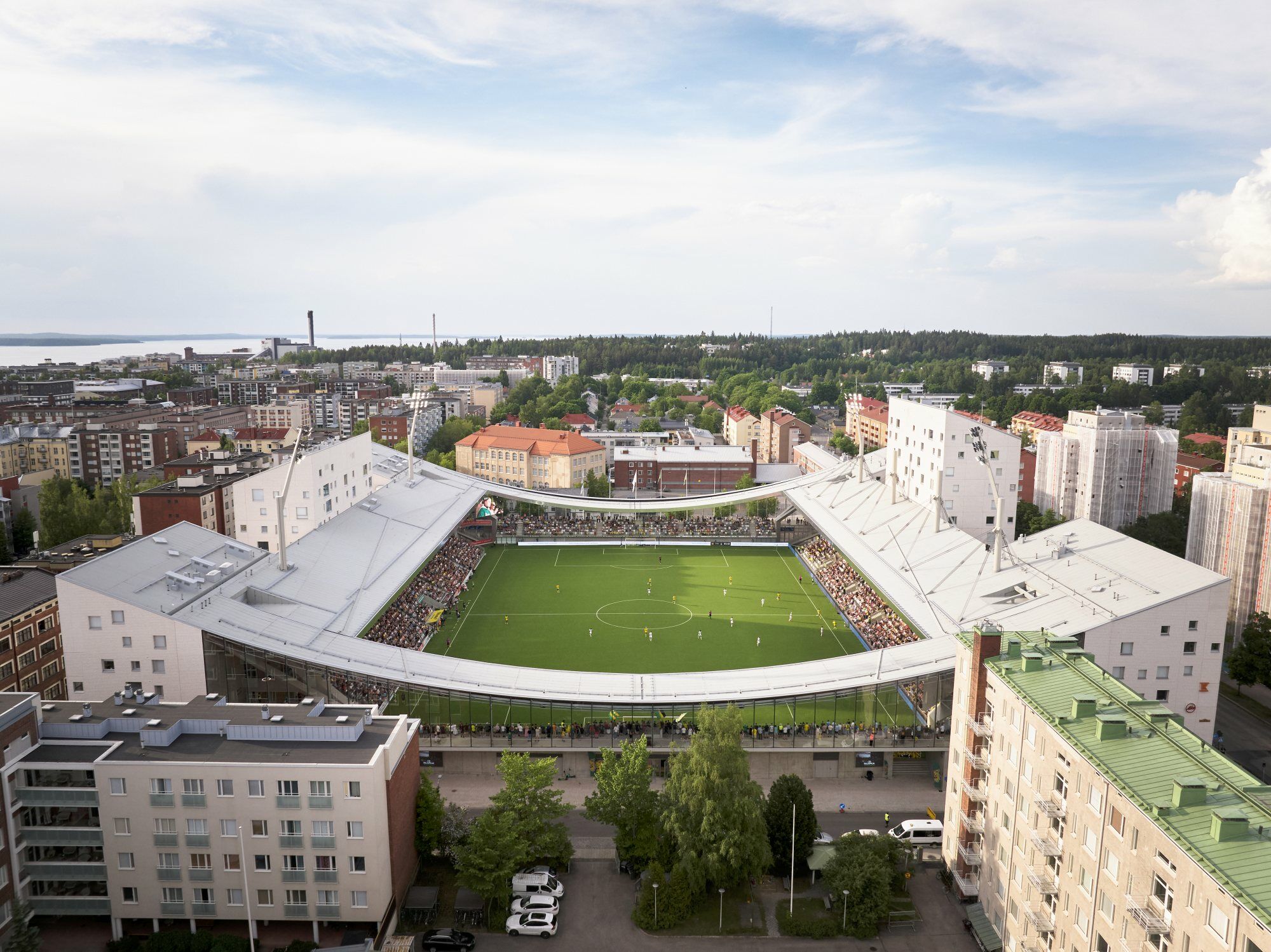 Hybrides Stadion in Tampere von JKMM Architects 