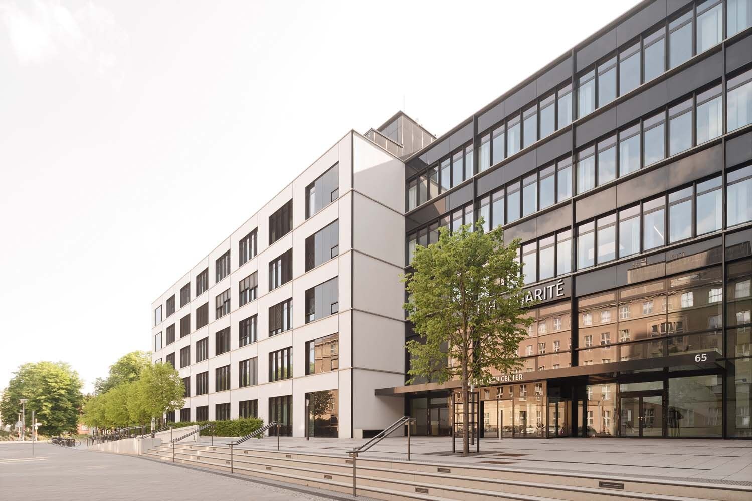 Charité-Umbau in Berlin von heinlewischer