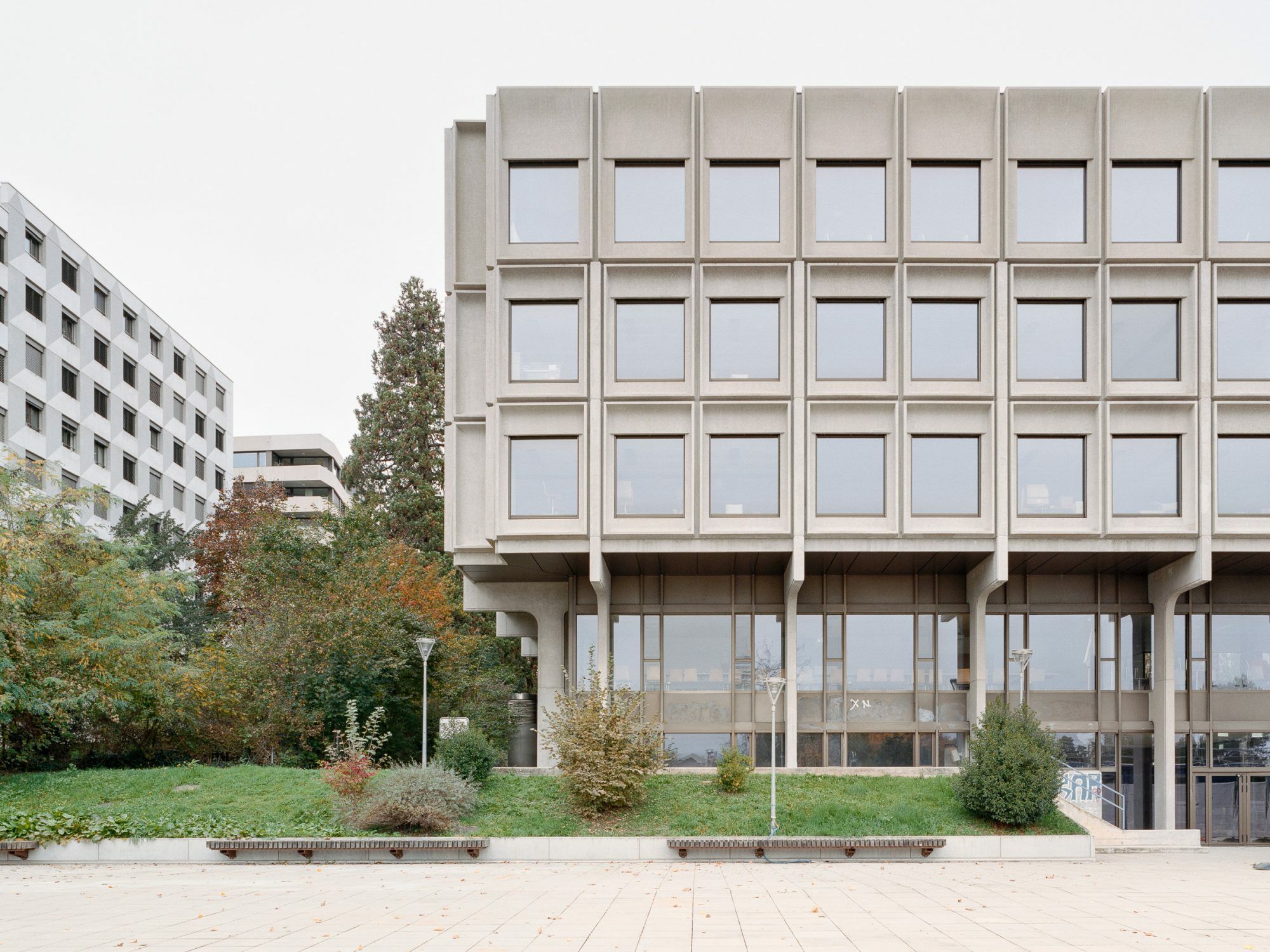 Schulaufstockung in Genf von Burckhardt Architektur