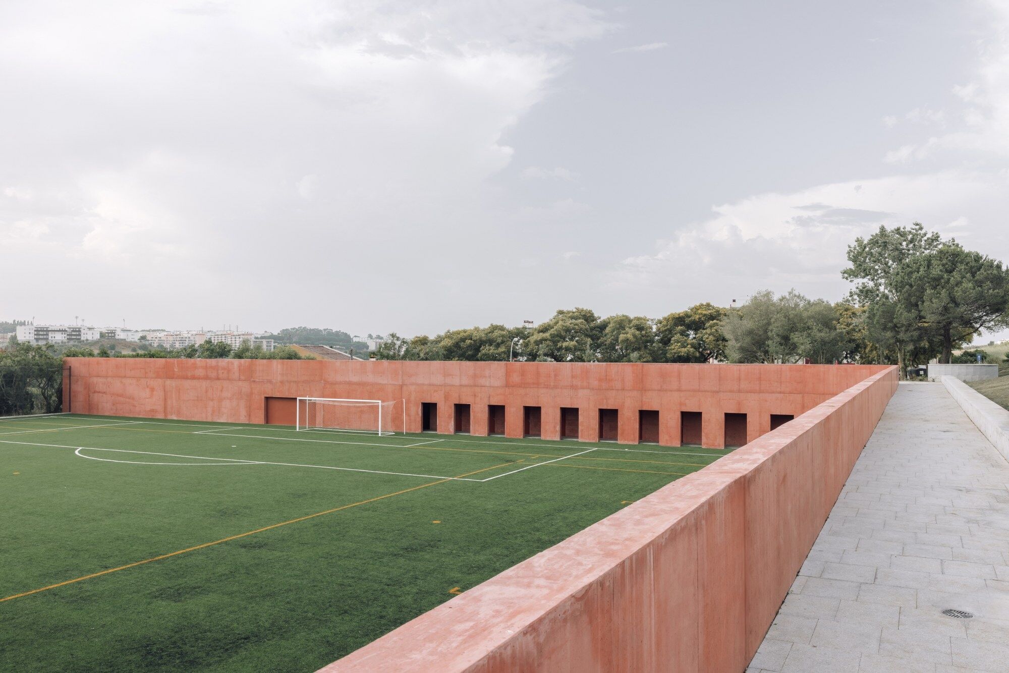 Fußballplatz bei Lissabon von Miguel Marcelino