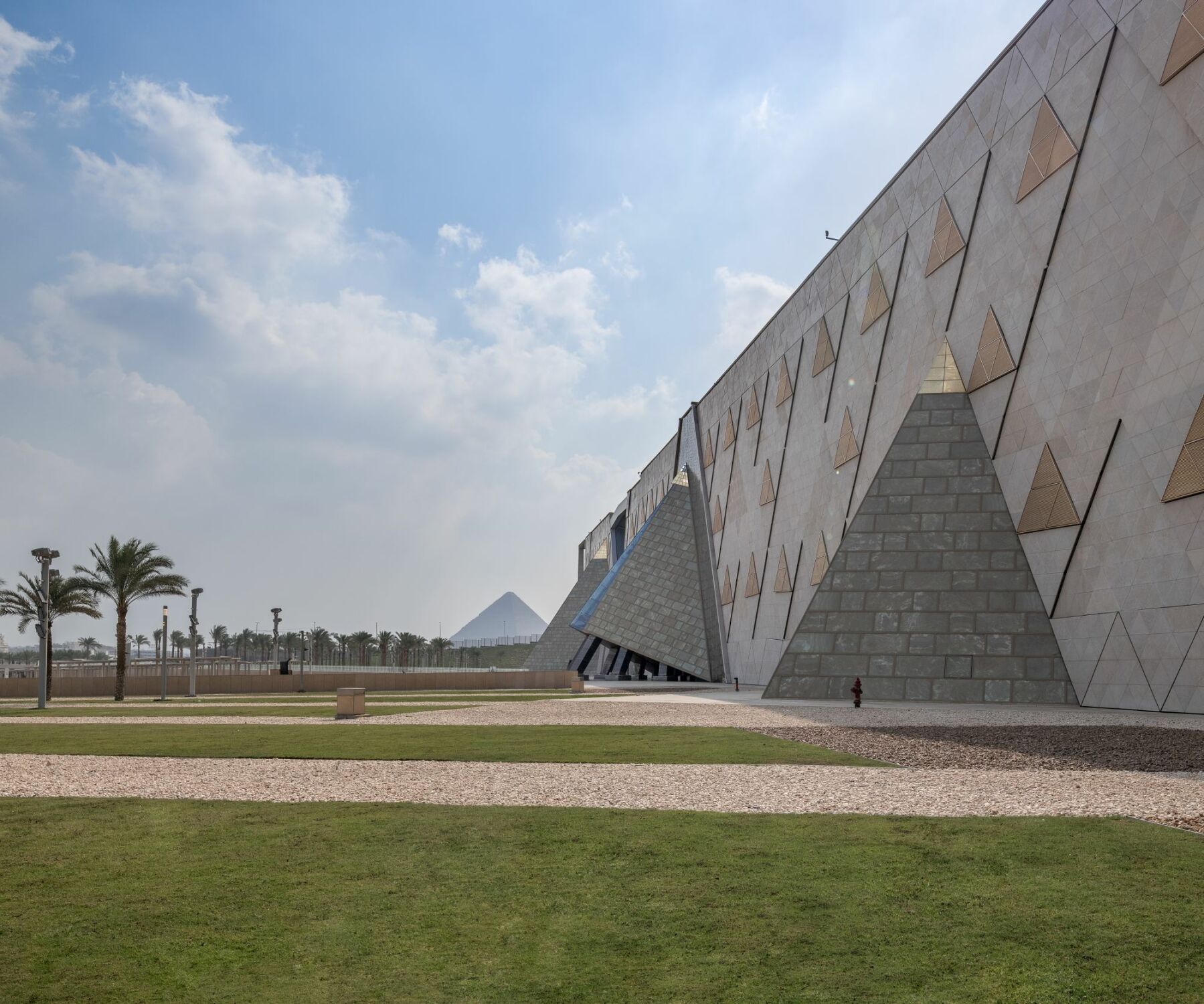 Ägyptisches Museum bei Kairo von heneghan peng architects
