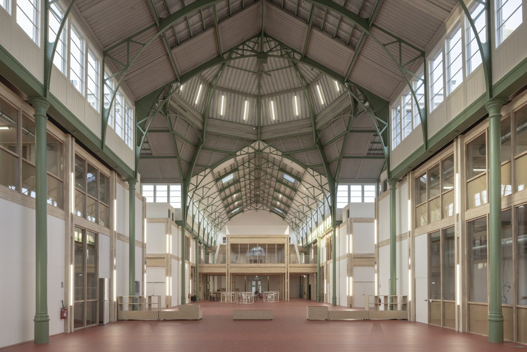 Umbau für eine Hochschule in Lille von Atelier 9.81
