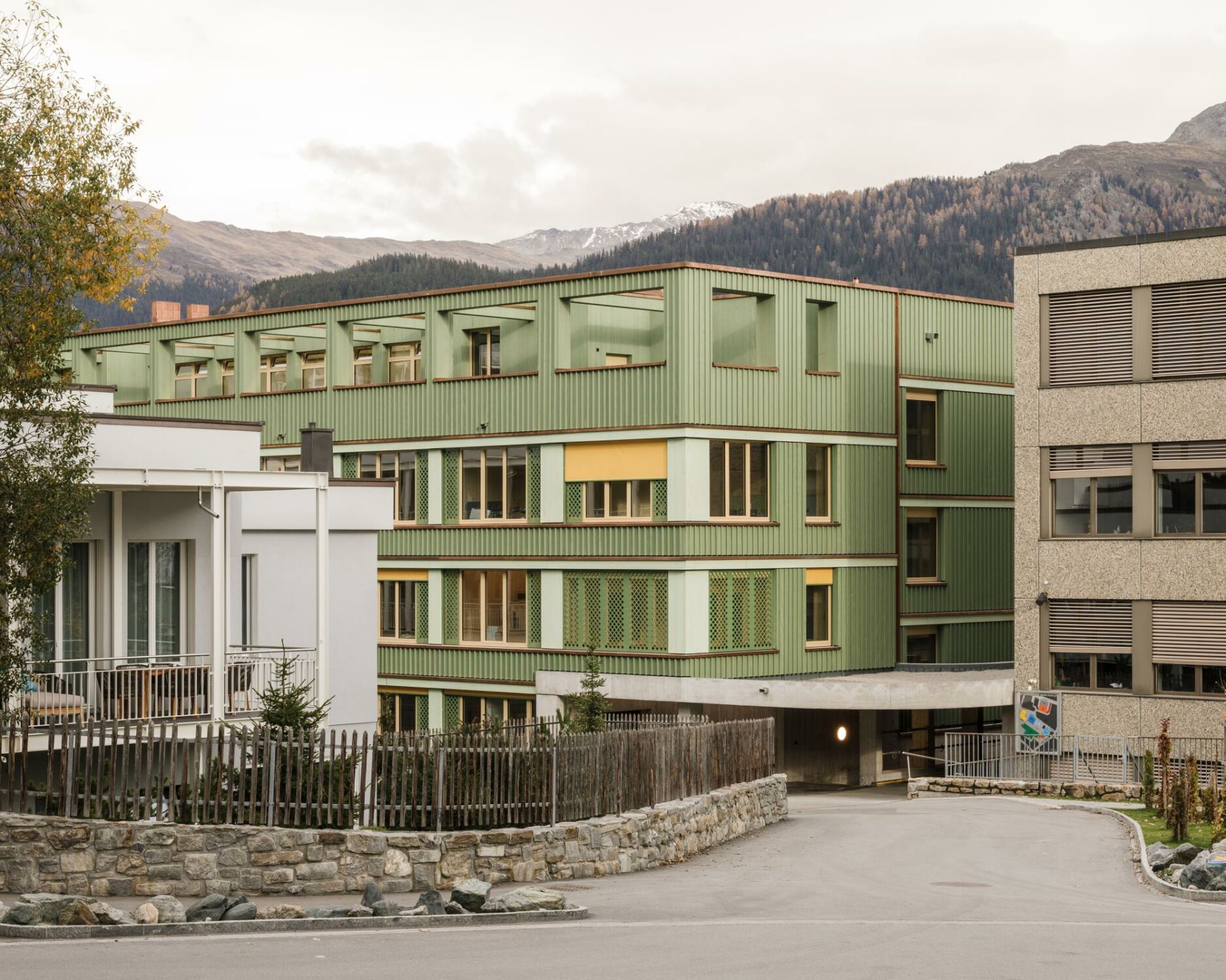 Heinze ArchitekturAWARD 2025 in der Kategorie Bildung + Gesundheit + Soziales: Schulzentrum Davos Platz, CURA Architekten (München)