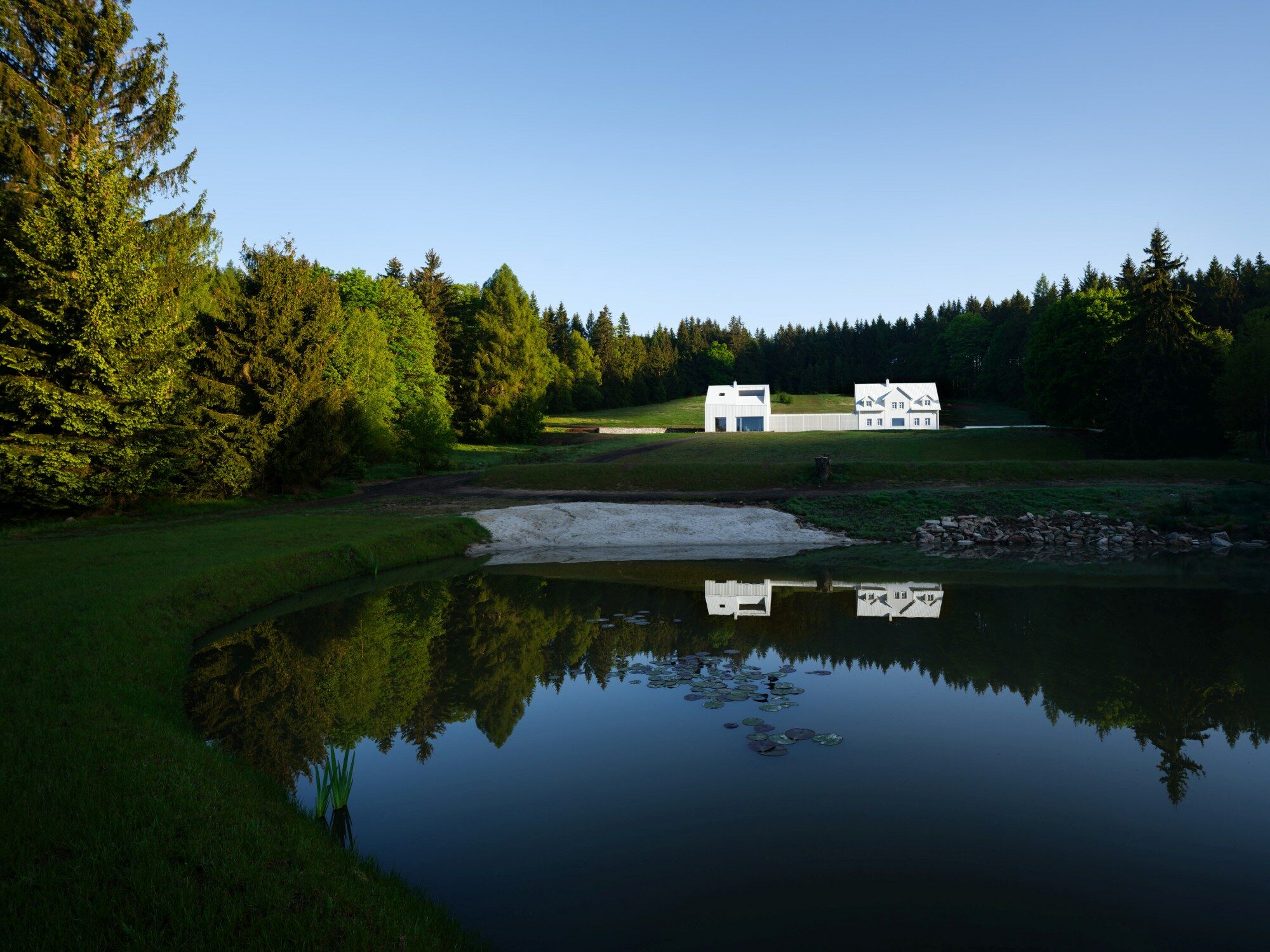 Ferienheim in Tschechien von No Architects