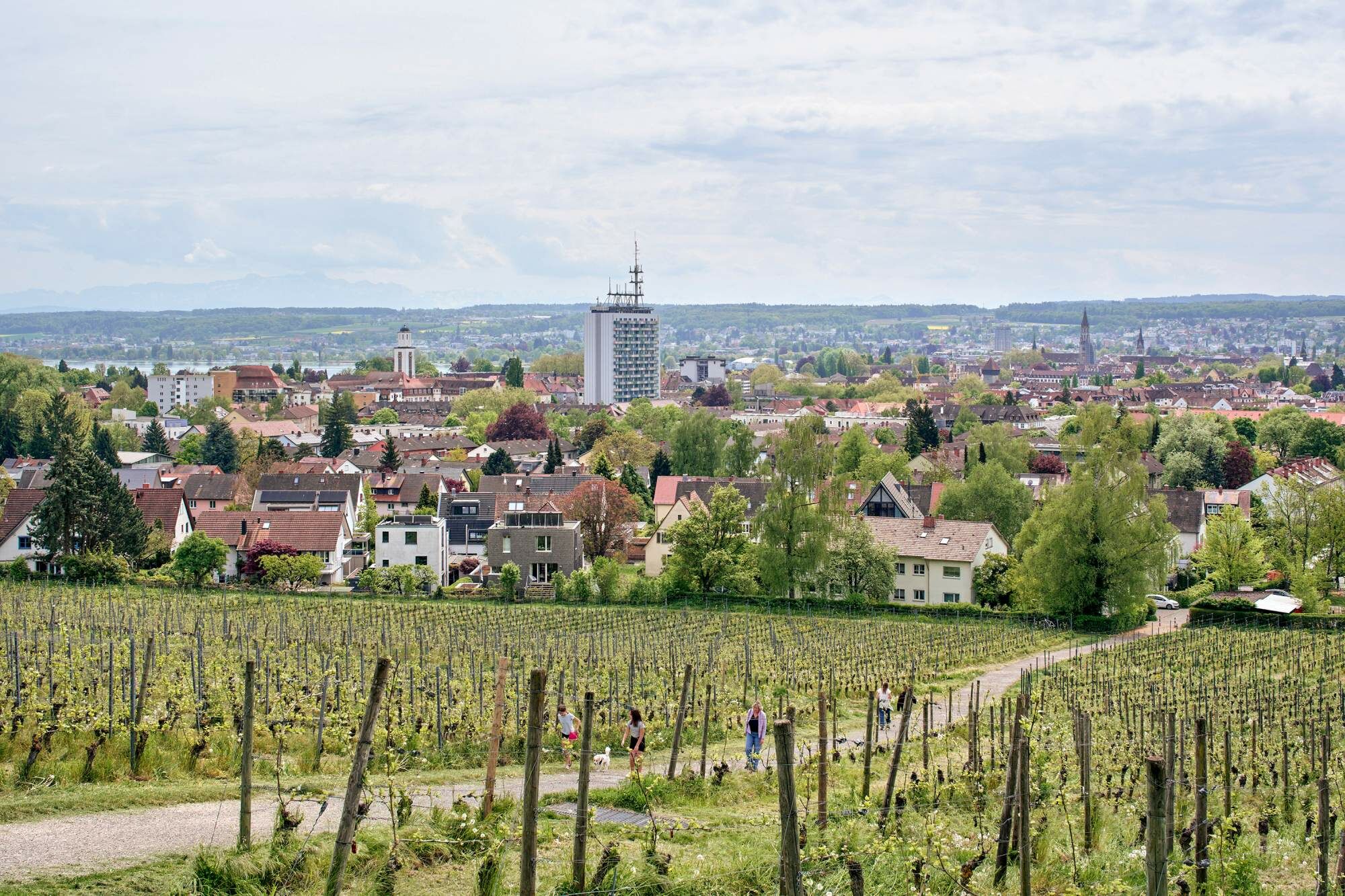 Hochhaus-Umbau in Konstanz von sauerbruch hutton